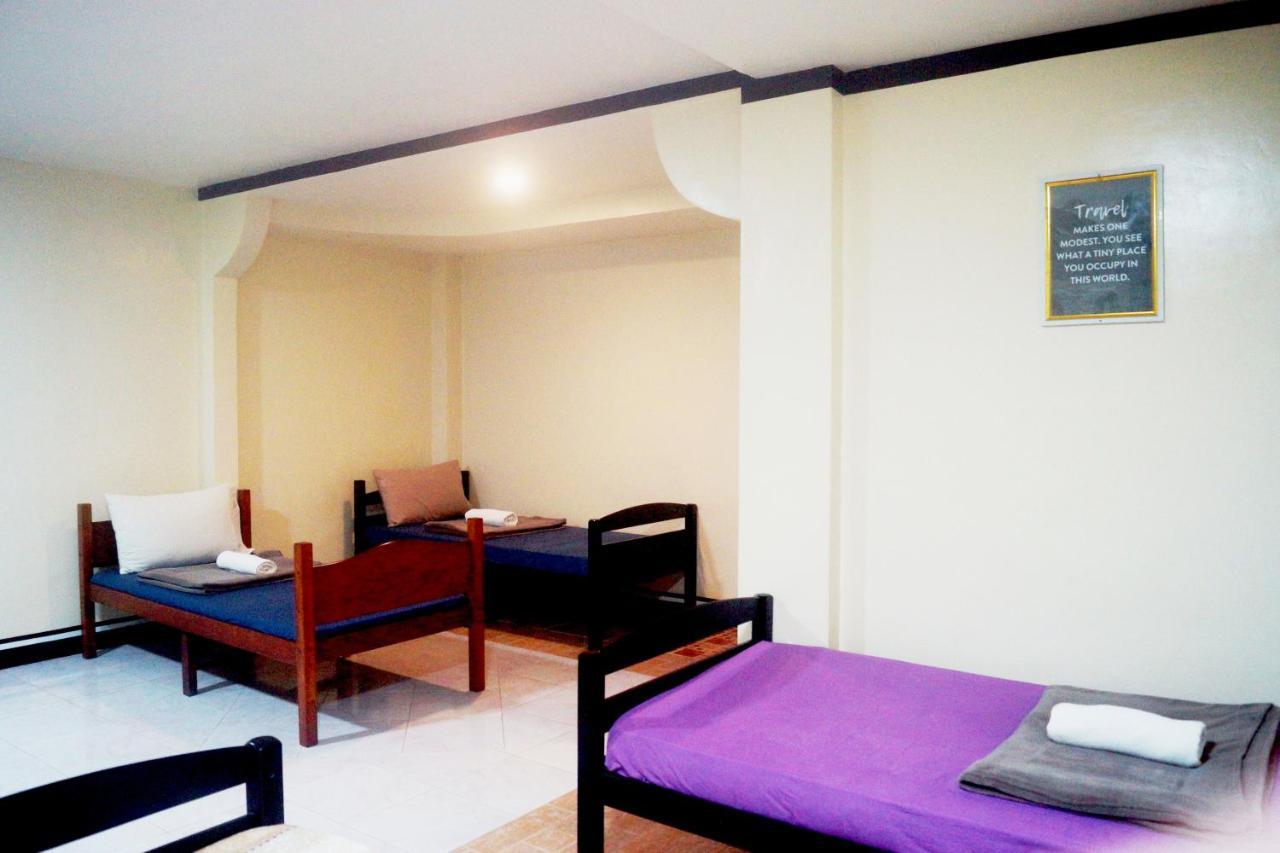 B&J Guesthouse And Tours Città di Tagbilaran Esterno foto
