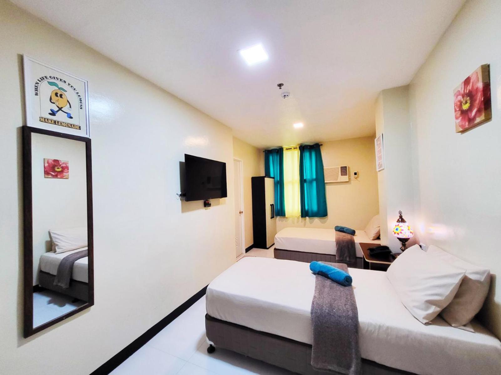 B&J Guesthouse And Tours Città di Tagbilaran Esterno foto